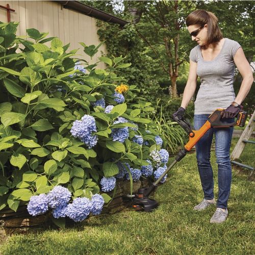 Coupe-bordure électrique - LSTE525 - Black & Decker - à conducteur marchant