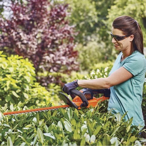 Taille-haie électrique - LHT321 - Black & Decker - portatif / léger