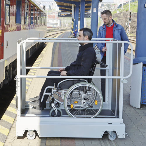 Plateforme élévatrice pour fauteuil roulant - Liftboy 4 - Lehner Lifttechnik - pour bâtiment / à usage professionnel / d'extérieur