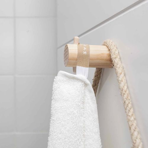 Patère contemporaine - Ssafia - en pin / simple / de salle de bain