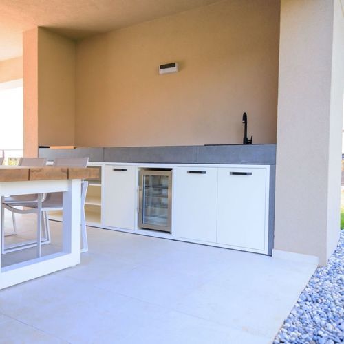Kitchenette petite - ROCK three - EOVLUTA d.o.o. - en béton / en acier inoxydable / en polyéthylène haute densité PEHD