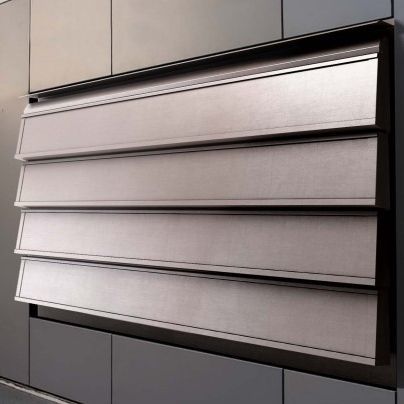 Exutoire de désenfumage en polycarbonate - VENTRA STERLING-F - TRIA FRANCE - en aluminium extrudé / en verre / pour façade