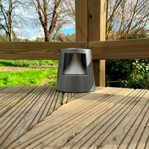 Borne d'éclairage urbaine - SENDERO - IDELNOR - contemporaine / en aluminium / à LED