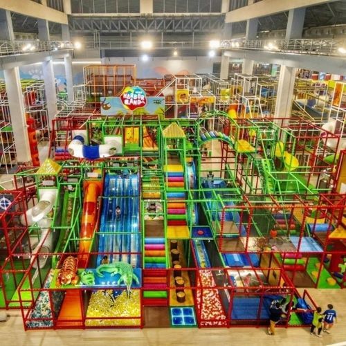 Structure de jeu pour établissement public - SPI Global Play - d'intérieur / à usage familial / en métal