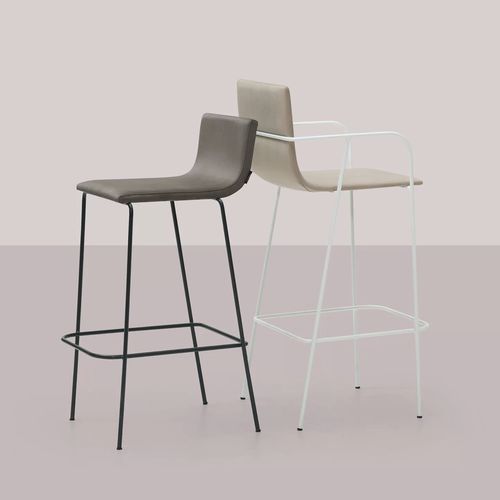 Tabouret contemporain - MILOS - TM Leader Contract - en métal / avec piètement en bois / avec repose-pieds