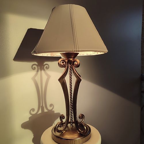 Lampe de table - Sao Paulo 04 - DelightLamps - en métal / en cuir / classique