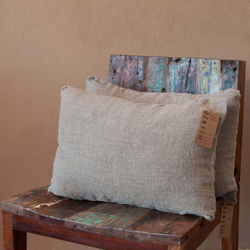 Coussin pour banc - FORMENTERA - dELENZO LINEN FROM EUROPE S.L - pour lit / rectangulaire / uni
