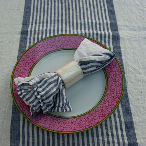 Serviette de table en lin - TAORMINA - dELENZO LINEN FROM EUROPE S.L - à rayures / pour le secteur événementiel / pour restaurant gastronomique