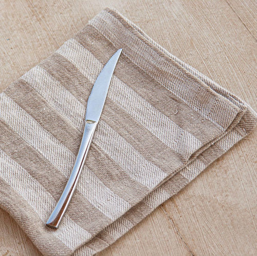 Serviette de table en lin - SPIKE - dELENZO LINEN FROM EUROPE S.L - à motif / pour traiteur / pour le secteur événementiel