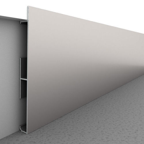 Plinthe argentée - PLADEYESO - Alu-Stock SA - en aluminium / rectangulaire / décorative