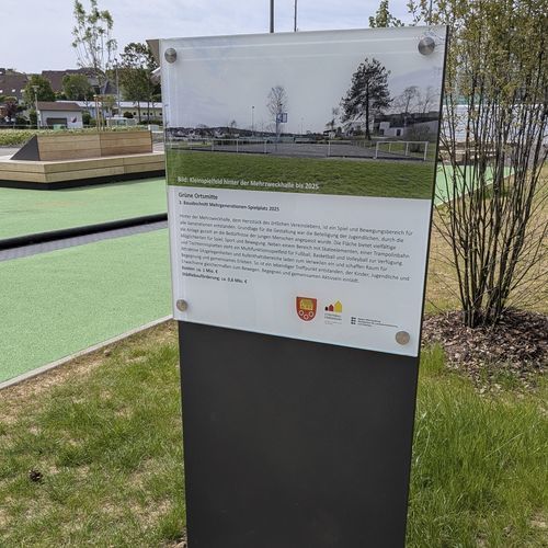 Totem publicitaire - GERADE AUSF&Uuml;HRUNG / STRAIGHT VERSION / STRAIGHT DESIGN - Menn Werbetechnik - signalétique / d'extérieur / pour musée