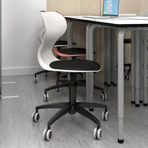 Chaise pour école - Mia Mini Lift - Mirplay Objektmöbel - contemporaine / d'intérieur / en polypropylène