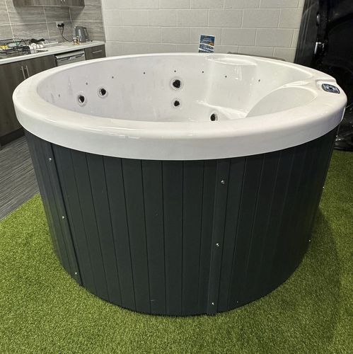 Spa hors-sol - Solas - Catalina Spas - rond / 5 places / en bois