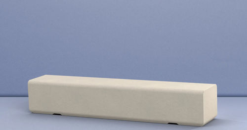Banc public design - BEAM 2500 - Sirolis - en béton armé / sans dossier / sans accoudoirs