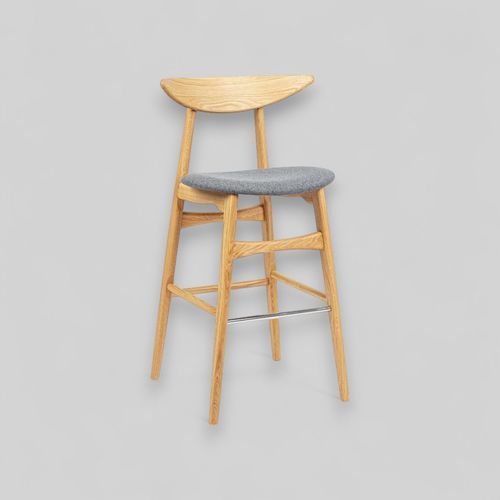 Tabouret de bar contemporain - MARIO - Meubles des Carpates - en bois / avec piètement en bois / 4 pieds