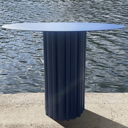 Table contemporaine - Table PIVOINE plateau diam&egrave;tre 90cm (12 coloris) - Studio Gazelles - en métal / avec piètement en métal / ronde