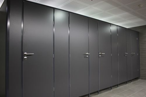 Cloison pour sanitaire en HPL - LTT 24 - Eltete Oy - en stratifié haute pression