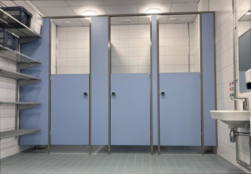 Cloison pour sanitaire en HPL - LTT KINDERGARTEN - Eltete Oy - en stratifié haute pression