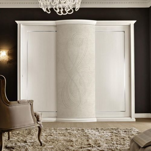 Armoire classique - MELODIA - benedetti MOBILI - en bois / en aluminium / à portes battantes