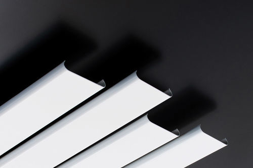Faux plafond en acier galvanisé - A - Vertebra - en aluminium / en lames / d'intérieur