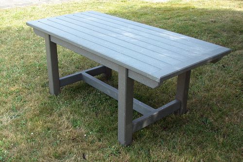 Table contemporaine - Urban'Ex - en matières recyclées / rectangulaire / 100% recyclée