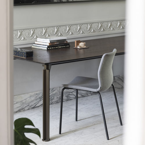 Chaise contemporaine - VVD - BULO - d'intérieur / en plastique / avec piètement en métal