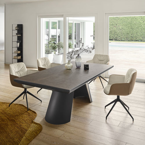 Table contemporaine - apian - calligaris - en verre / en métal peint / en céramique