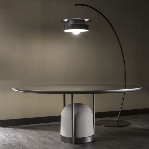 Table contemporaine - ARCANO - CANTORI - en frêne / en bois laqué / avec piètement en métal