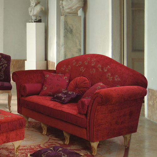 Canapé de style - VICTORY GIORNO - DANIELA LUCATO complementi d'arredo - en velours / rouge / 2 places