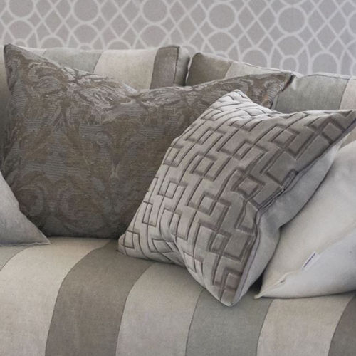 Coussin rectangulaire - VITTORIA GRAPHITE - DESIGNERS GUILD - à motif damas / en tissu / gris