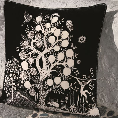 Coussin carré - CLAIRIERE PRIMEVERE - DESIGNERS GUILD - à motif nature / en coton / blanc