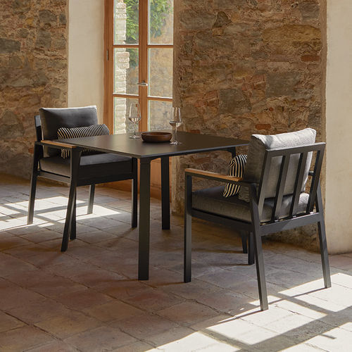 Table à manger contemporaine - TIMELESS  - GANDIA BLASCO - en Dekton® / avec piètement en aluminium / rectangulaire