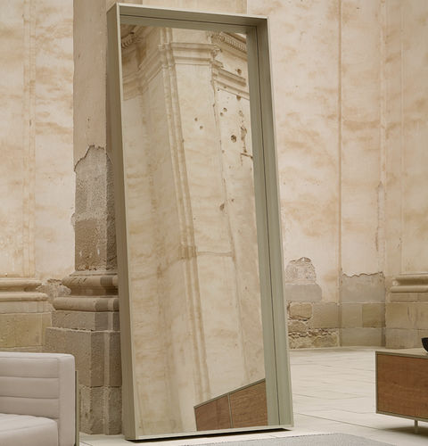 Miroir mural - GBMODULAR - GANDIA BLASCO - psyché / contract / contemporain