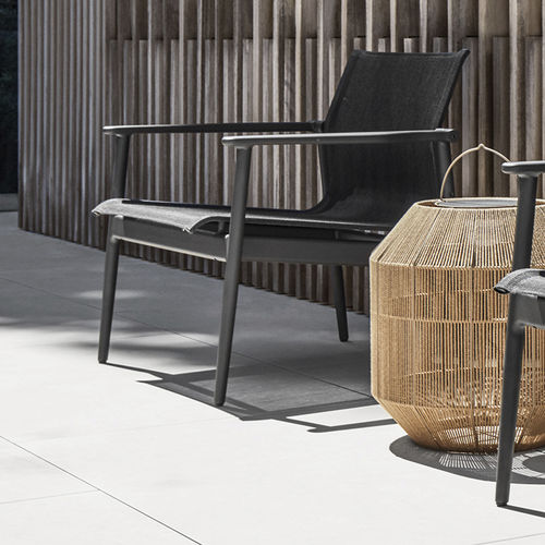Fauteuil contemporain - 180 - GLOSTER - en tissu / en aluminium / empilable