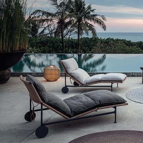 Bain de soleil contemporain - ZENITH - GLOSTER - en tissu / en osier / en aluminium