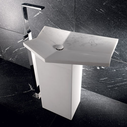 Vasque sur pied - PIEGA - I CONCI - en pierre / 1 trou / sans trop-plein