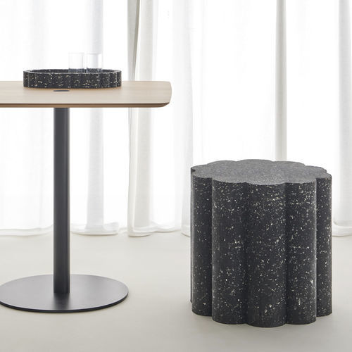 Tabouret contemporain - NUVOL  - punt mobles - en matières recyclées / avec piètement en matières recyclées / rond