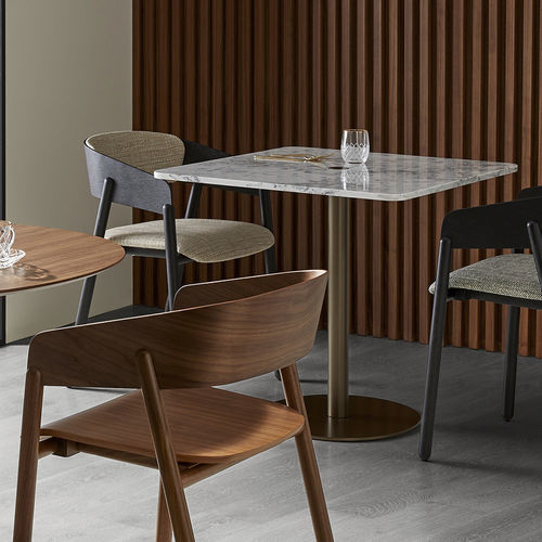 Table contemporaine - NUCLEO - punt mobles - en marbre / avec piètement en métal / ronde