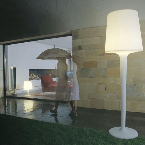 Lampe sur pied - INOUT - METALARTE - en polyéthylène / contemporaine / d'extérieur