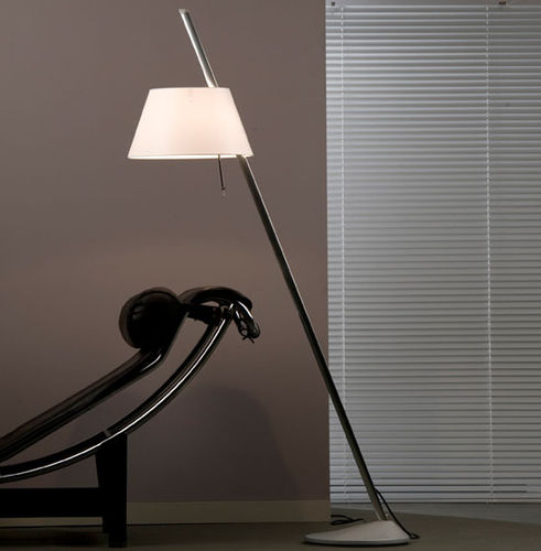 Lampe sur pied - SINCLINA - METALARTE - en aluminium extrudé / design original / d'intérieur