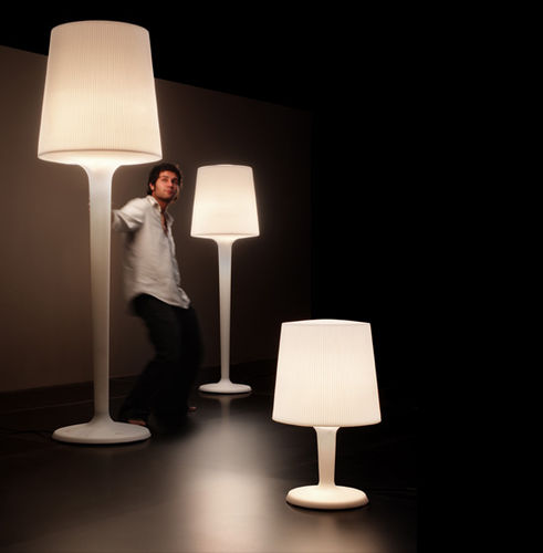 Lampe sur pied - INOUT - METALARTE - en polyéthylène / contemporaine / d'intérieur