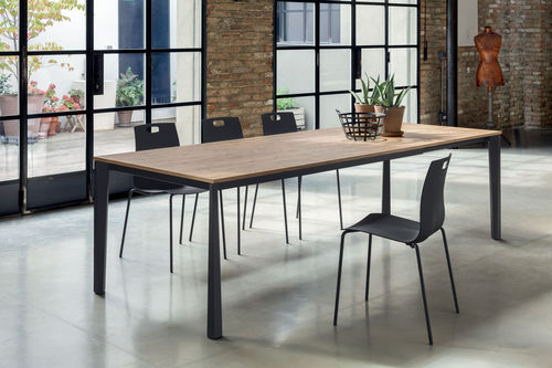 Table contemporaine - PRISMA - INGENIA CASA - en céramique / en mélaminé / en métal laqué