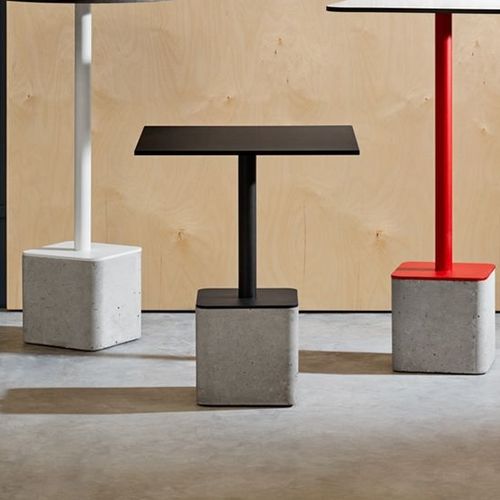 Table contemporaine - GUS  - CAPDELL - en mélaminé / avec piètement en acier / avec piètement en béton
