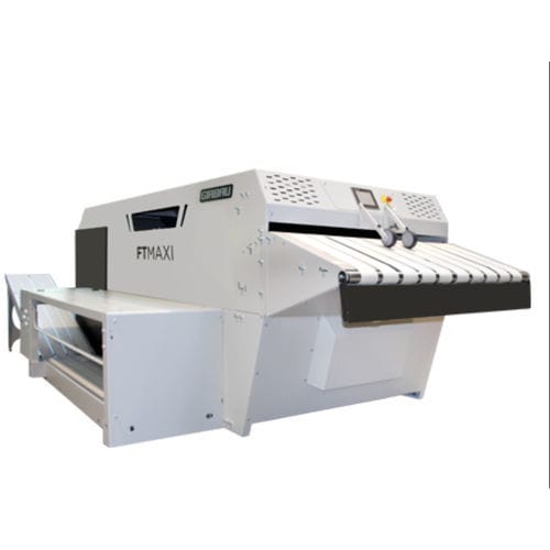 Plieuse de serviettes professionnelle - FTMAXI - GIRBAU