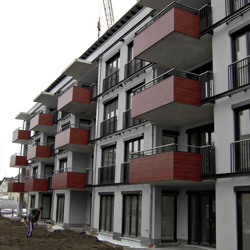 Balcon à panneaux - SQUARE - WERZALIT - stratifié