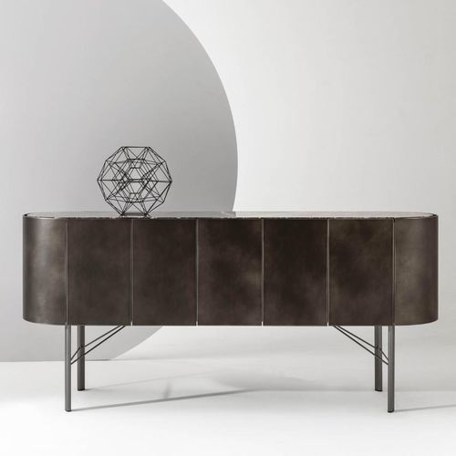 Buffet sur pieds hauts - Collectionist  - LAURAMERONI - contemporain / en bois laqué / en bois teinté