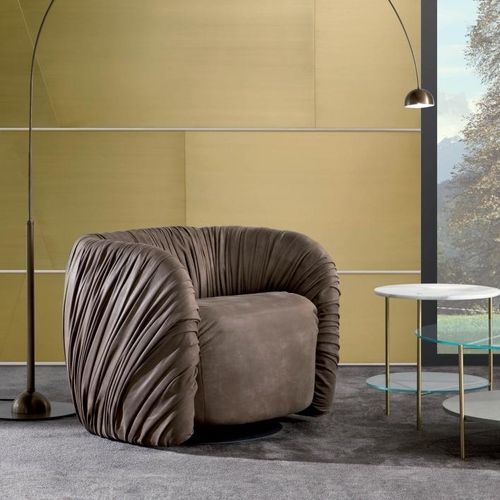 Fauteuil design original - DRAPE - LAURAMERONI - en velours / en cuir / en bois