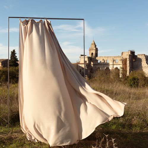 Voilage uni - BENU POWDER FR - Fischbacher 1819 - en Trevira CS® / lavable / semi-transparent