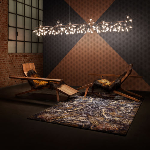 Chaise longue contemporaine - Liberty  - moooi - en noyer américain / en peau de mouton / en noyer américain