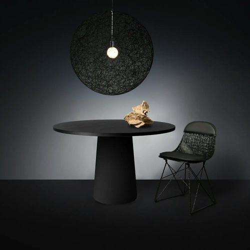 Table à manger contemporaine - Container  - moooi - en bois / avec piètement en plastique / ronde
